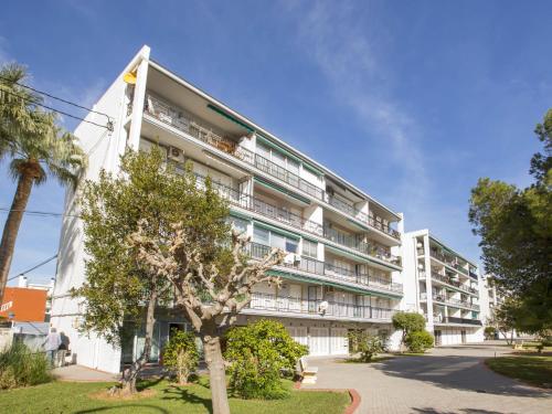 Apartment Gavines by Interhome