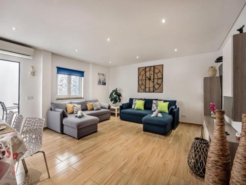 Holiday Home Cristal VIP Properties by Interhome