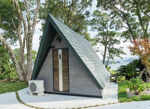 a small house with a pitched roof at LaVilla - Vacation STAY 27365v in Nobotate