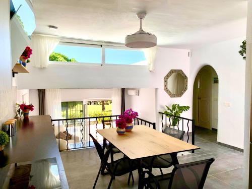 New opening Casa con vistas golf y mar BBQ