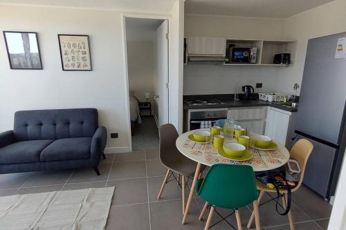 Køkken eller tekøkken på Acogedor depto. centro La Serena