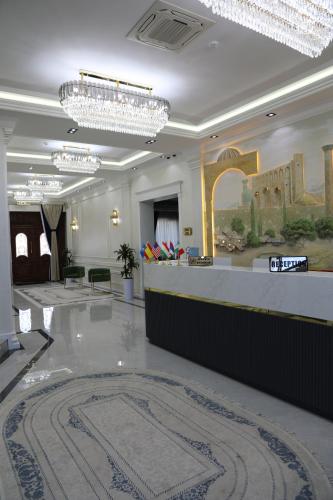 Vstupní hala nebo recepce v ubytování HOTEL SULTAN PALACE