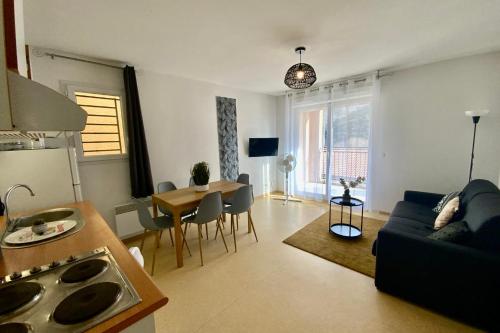 Dapur atau dapur kecil di Les Naïades H41- 2 chambres pour 6 personnes !