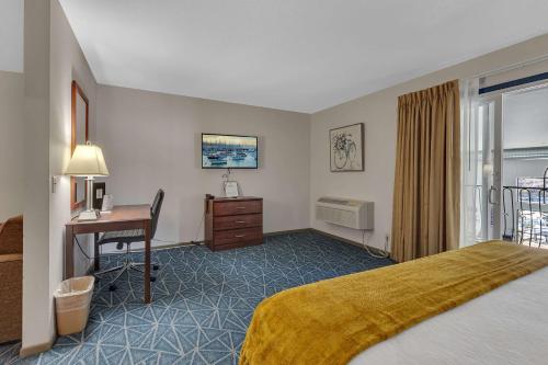 Katil atau katil-katil dalam bilik di SureStay Hotel by Best Western Spicer
