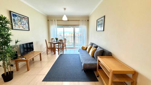 Praia da Rocha, 502, Charming Apartment, Air conditioning,Free WIFI, Faia by IG