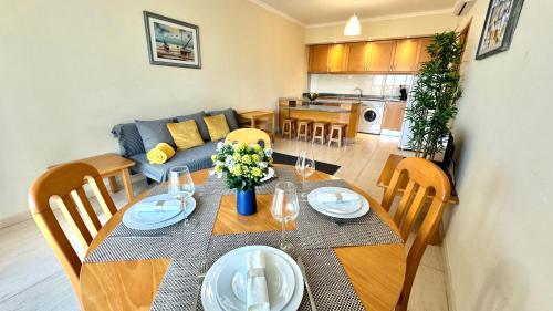 Praia da Rocha, 502, Charming Apartment, Air conditioning,Free WIFI, Faia by IG