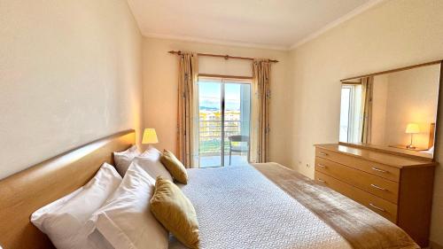 Praia da Rocha, 502, Charming Apartment, Air conditioning,Free WIFI, Faia by IG
