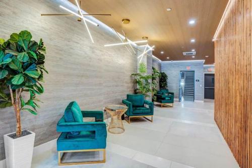 Fotografie z fotogalerie ubytování Exuberant King Bed Near EWR w/ Gym & Parking v destinaci Newark