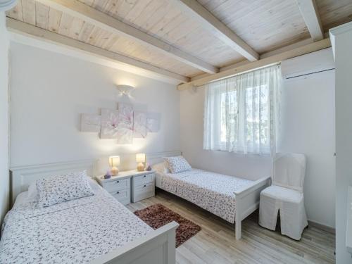 Seaside luxury villa with a swimming pool Mirca, Brac - 16183