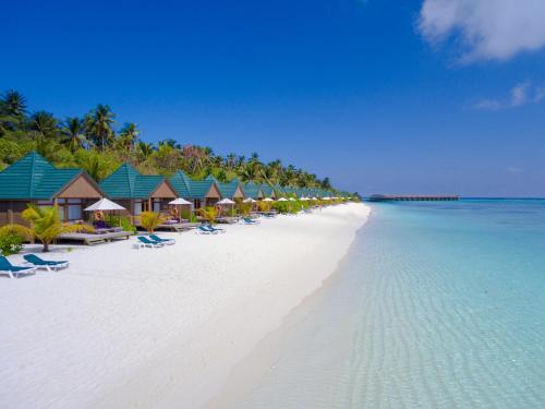 Meeru Maldives Resort Island — Beach