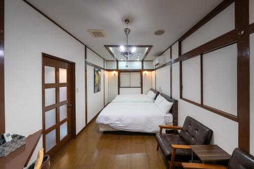 Postel nebo postele na pokoji v ubytování Grand Hotel Narita Airport