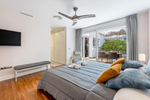 Ένα ή περισσότερα κρεβάτια σε δωμάτιο στο 797 HOLIDAY RENTALS - Hermosa villa en playamar