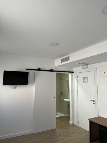 Μια τηλεόραση ή/και κέντρο ψυχαγωγίας στο Hostal Márquez