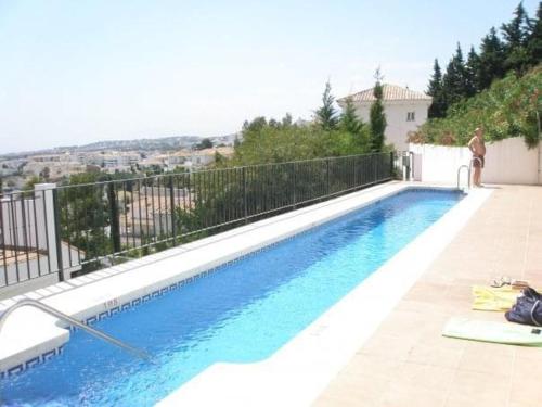 Bazén v ubytování Duplex Apartment with stunning Sea Views nebo v jeho okolí