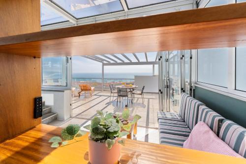 Penthouse Boa Vista - Private Pool & Sea Views