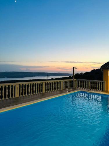 Holiday Home Robert 2 with pool