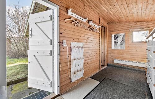 Φωτογραφία από το άλμπουμ του Awesome Home In Dronningmølle σε Dronningmølle