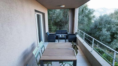 Photo de la galerie de l'établissement Bel Appartement SOTTA, à Sotta