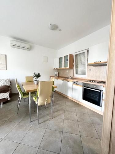 Kuchyň nebo kuchyňský kout v ubytování Residence Amore