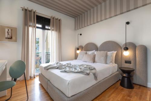 Stay Chic Athens