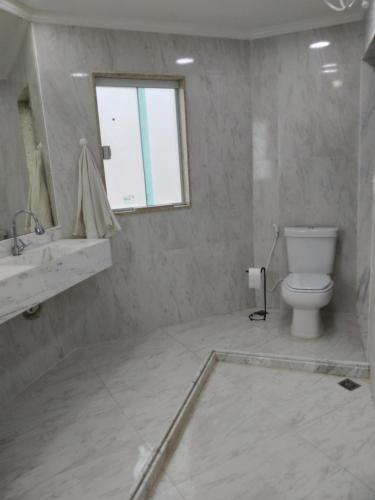 Ένα μπάνιο στο Casa da pedra