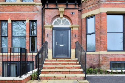 FREE PARKING - Cosy 2-BR Flat near Salford Royal photo 22