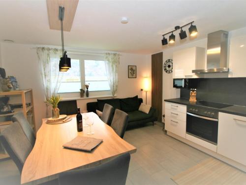 Η κουζίνα ή μικρή κουζίνα στο Apartment Apart Schachinger by Interhome