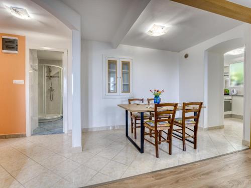 Apartment Vero-6 by Interhome