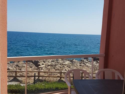 Studio cabine climatisé à Sète avec parking et terrasse - FR-1-472A-138