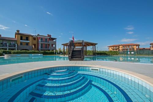 Swimmingpoolen hos eller tæt på Appartamento Le Vele - BGL