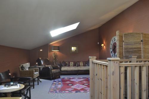 Χώρος καθιστικού στο Ness Castle Lodges
