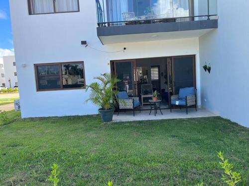 プンタ・カナにあるCostal condo with gym and Olympic poolのギャラリーの写真