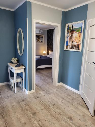 Postel nebo postele na pokoji v ubytování Sun Towers EXspanse apartament 3 pokoje z parkingiem i tarasem