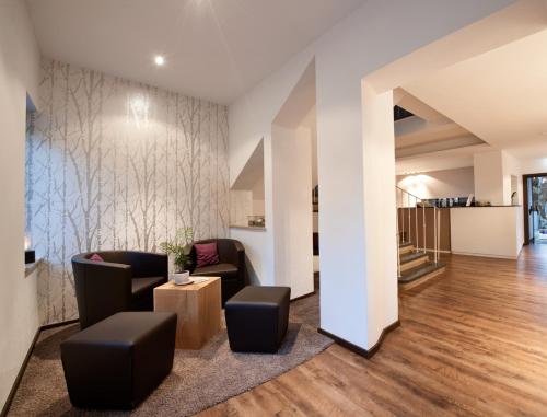Posezení v ubytování Hotel Seeluna am Klostersee