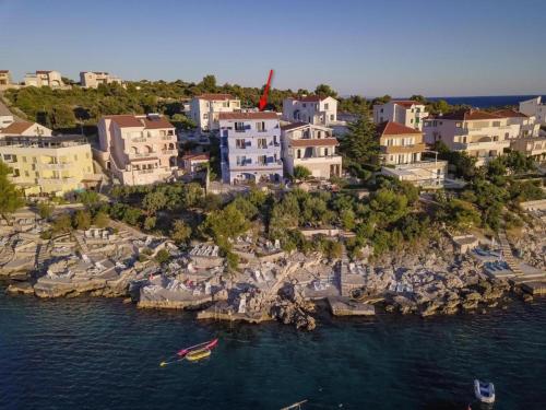 Apartments by the sea Razanj, Rogoznica - 22076
