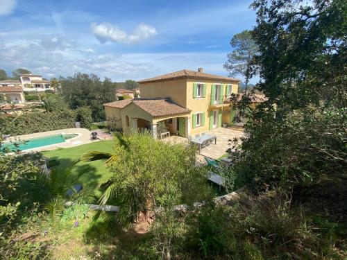 Villa entre mer et golf