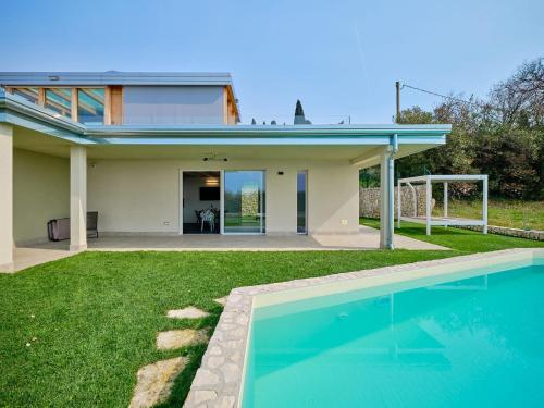 Villa Sunny Lake Suites photo 3