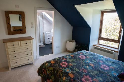 Gambar di galeri bagi Stylish three-bedroom house in central Lerwick di Lerwick