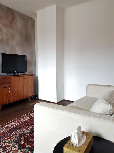 En tv och/eller ett underhållningssystem på Haus Pinkafeld Top 3