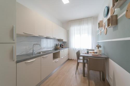 Kuchyň nebo kuchyňský kout v ubytování Residence Casadì