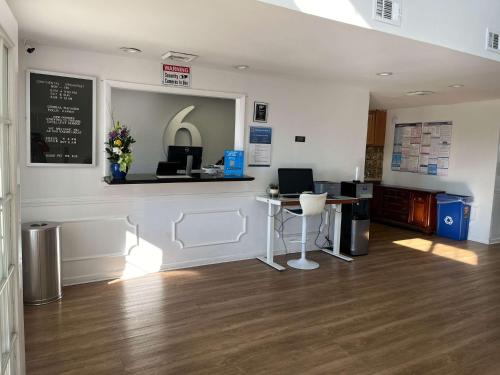 Kuchyň nebo kuchyňský kout v ubytování Motel 6 Georgetown, SC Marina
