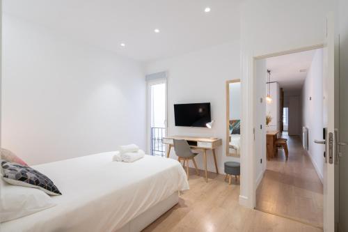 Chueca Hortaleza 12Pax 5 Bedrooms 5 Baths