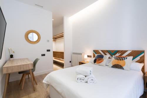 Chueca Hortaleza 12Pax 5 Bedrooms 5 Baths