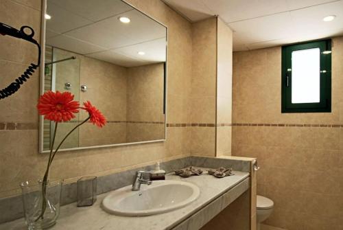 Ένα μπάνιο στο Cucharas Playa terrace sea views