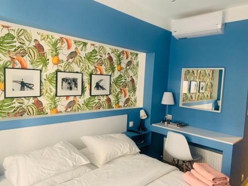 Postel nebo postele na pokoji v ubytování Petrus Studio with balcony