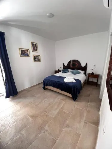 Shanti’s Andalusian Rooms photo 3