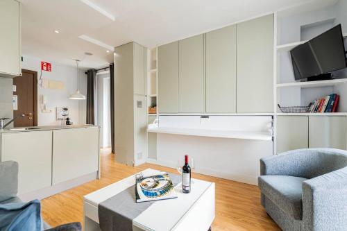 Apartamento con BALCÓN a CALLE MAYOR Ideal PAREJAS