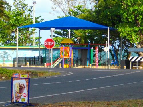 Herní místnost nebo prostor pro děti v ubytování Kurrimine Beach Motel