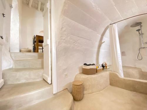 Ένα μπάνιο στο Renovated house in the historic center