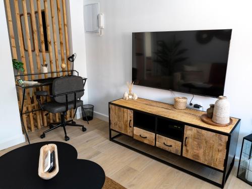 M2C Home Colon